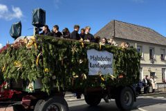 WhatsApp-Image-2025-11-25-at-23.12.56-2